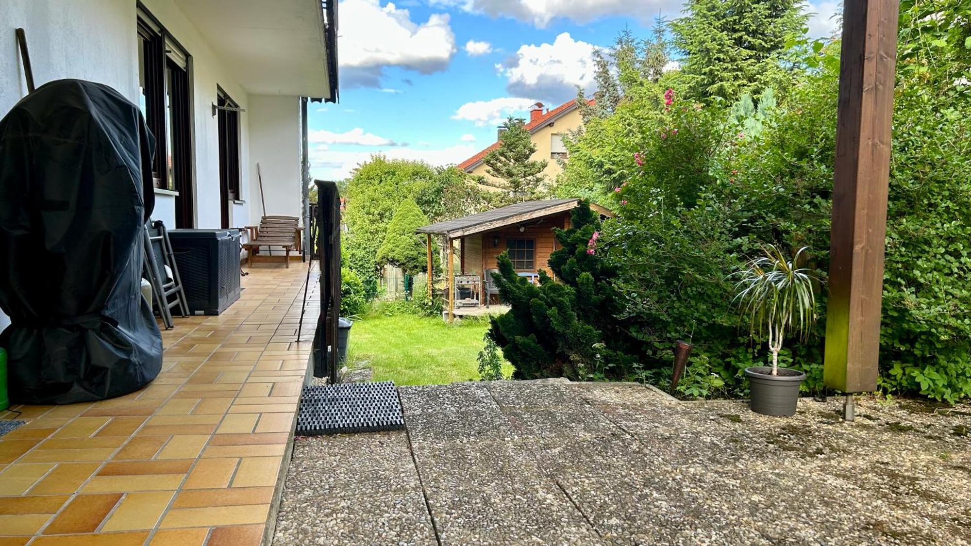 Grosszuegige Wohnung Mit Terrasse Und Gartenzugang - Das Komplette Erdgeschoss Біндлах Екстер'єр фото