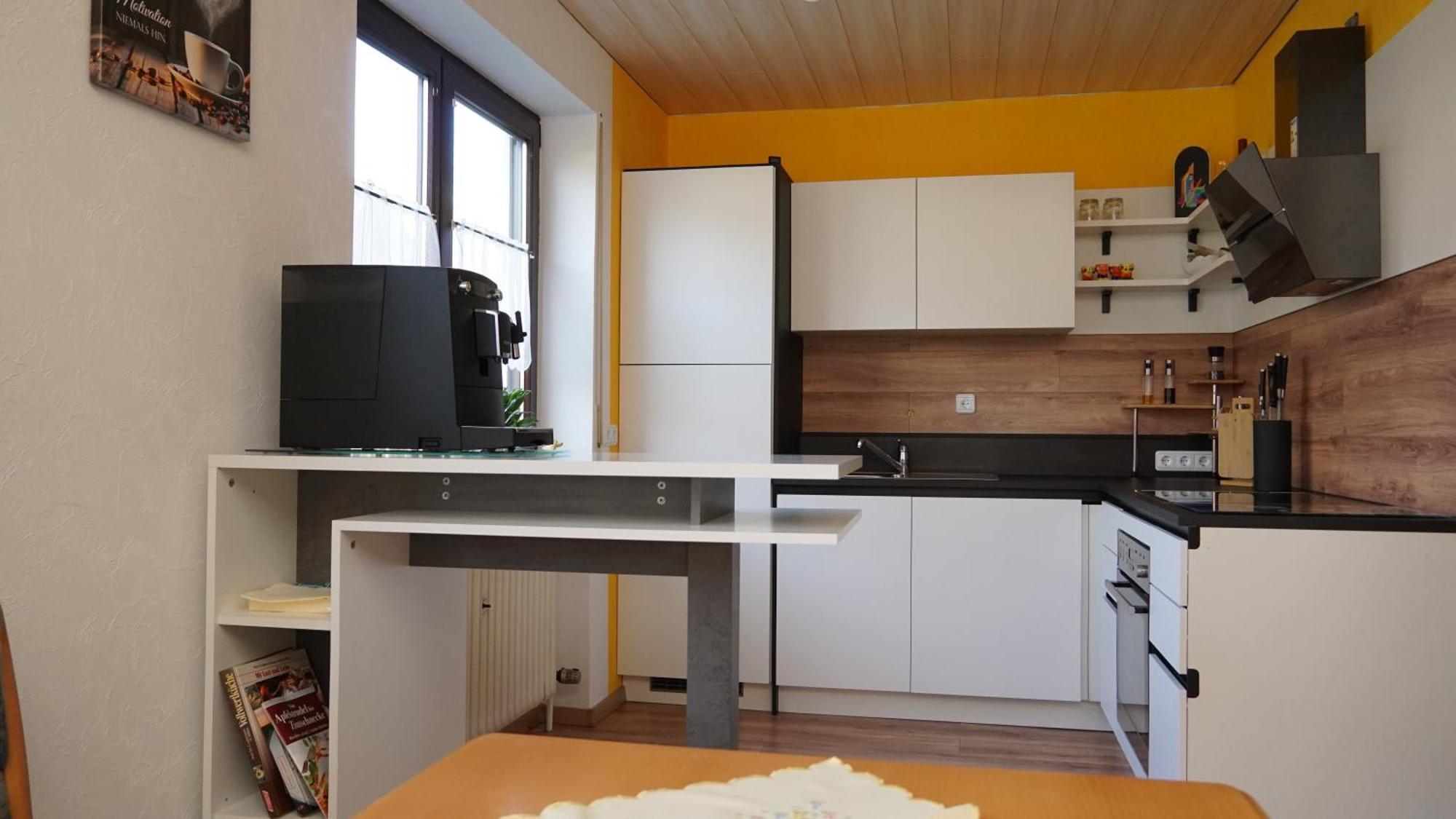 Grosszuegige Wohnung Mit Terrasse Und Gartenzugang - Das Komplette Erdgeschoss Біндлах Екстер'єр фото