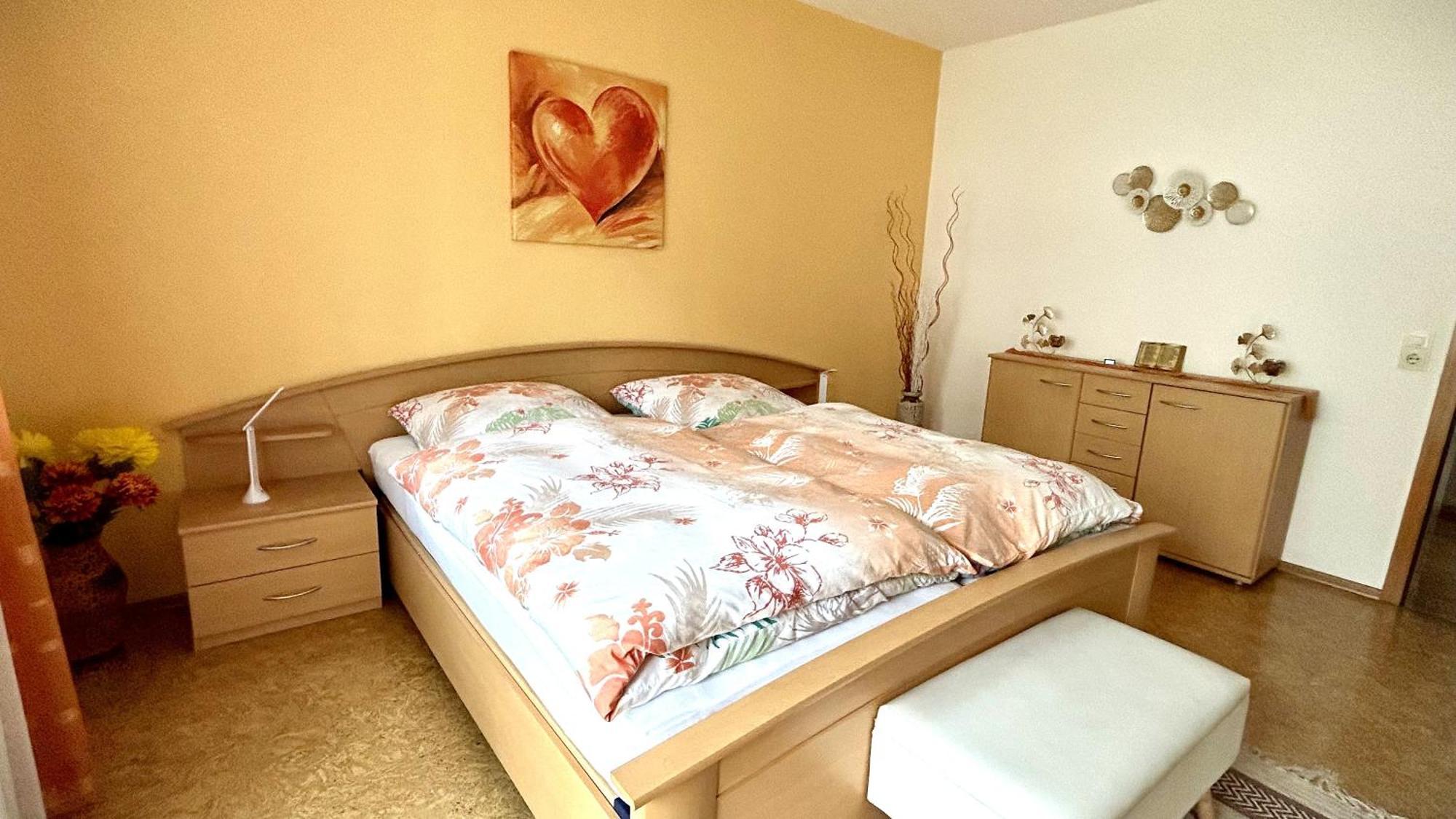 Grosszuegige Wohnung Mit Terrasse Und Gartenzugang - Das Komplette Erdgeschoss Біндлах Екстер'єр фото